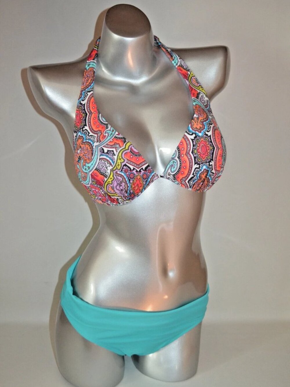 Brand New Victoria's Secret Bikini 32D Top/Small Bottom